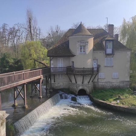 Gite Les Petites Bruyeres Veneux-les-Sablons Extérieur photo