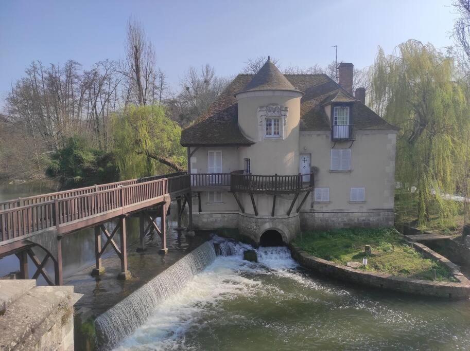 Gite Les Petites Bruyeres Veneux-les-Sablons Extérieur photo